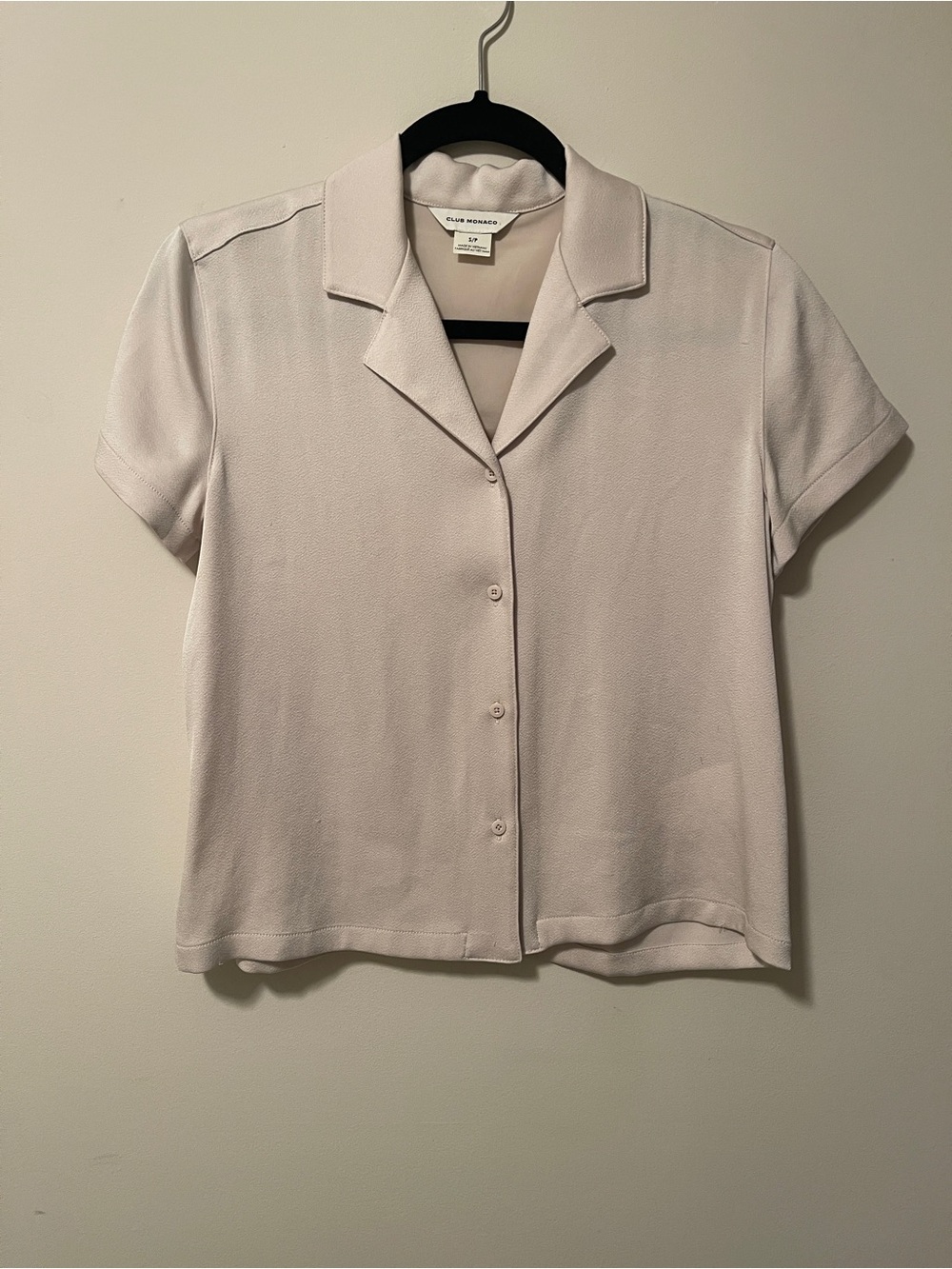 Club Monaco Women's Short Sleeve Button Front Top - champagne colour